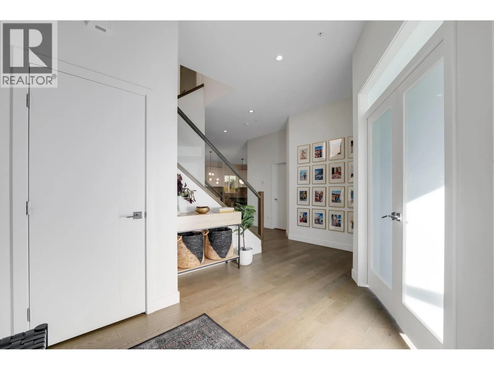 39349 FALCON CRESCENT