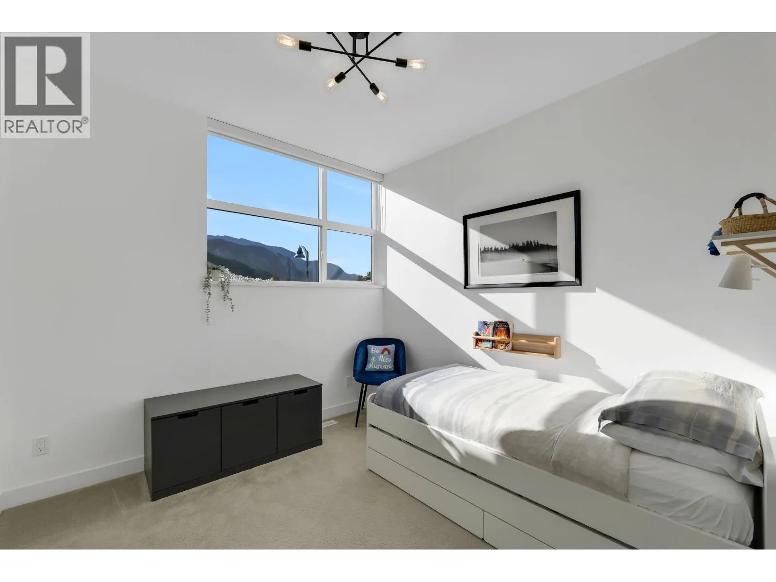 39349 FALCON CRESCENT