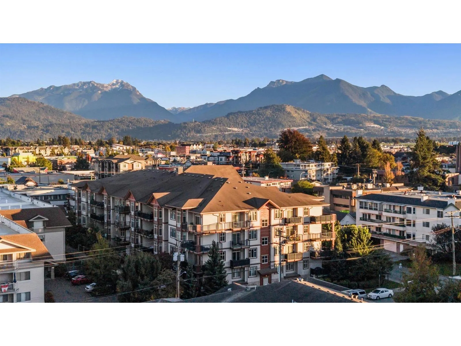 303 45615 BRETT AVENUE|Chilliwack Proper West