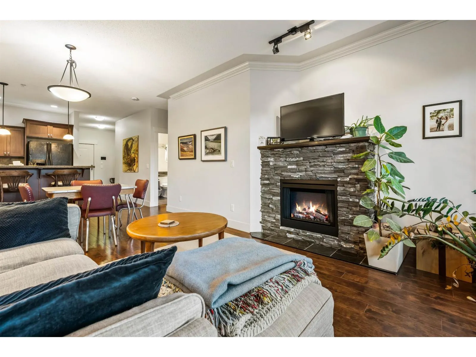 303 45615 BRETT AVENUE|Chilliwack Proper West