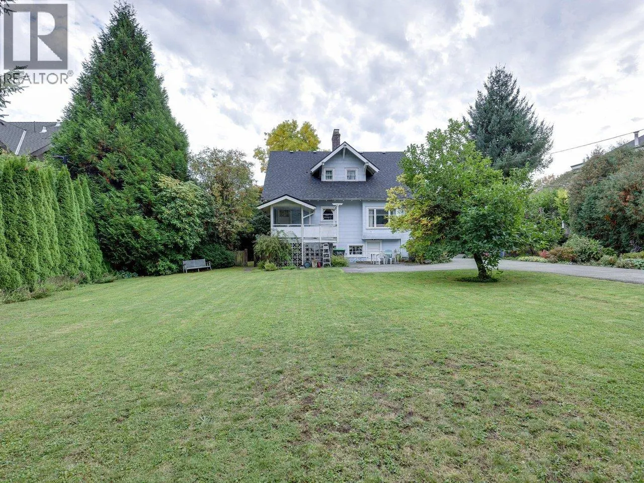 1251 W KING EDWARD AVENUE