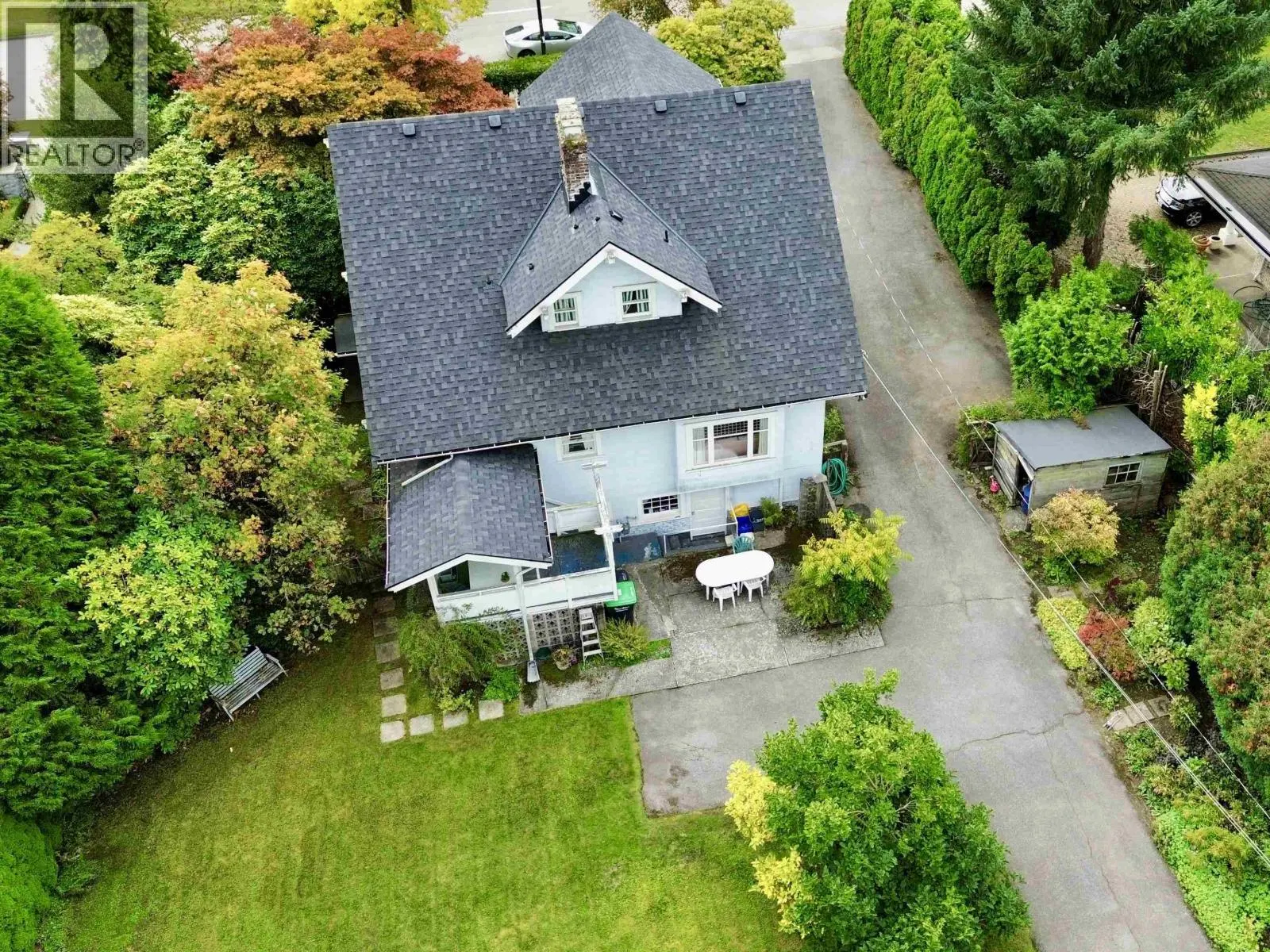 1251 W KING EDWARD AVENUE