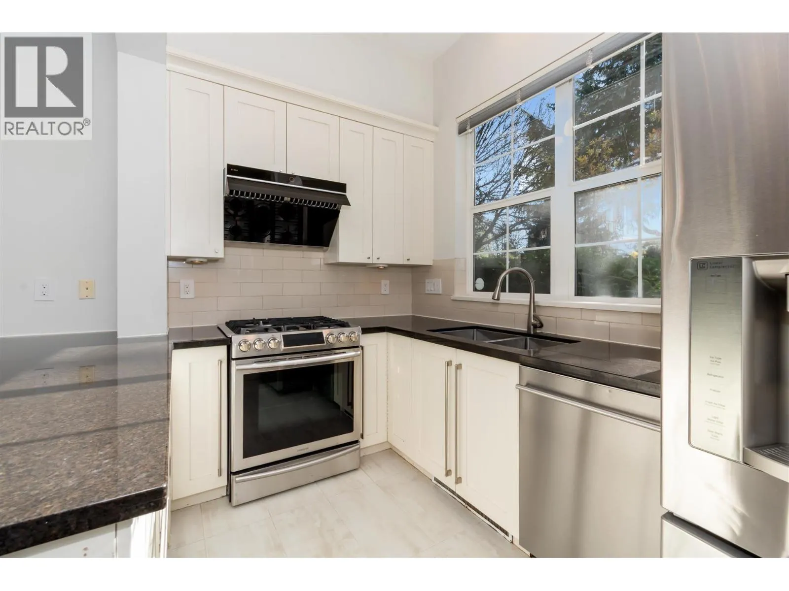 765 W 42ND AVENUE