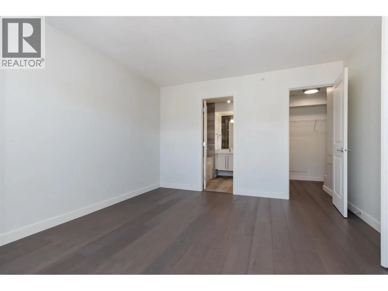 765 W 42ND AVENUE