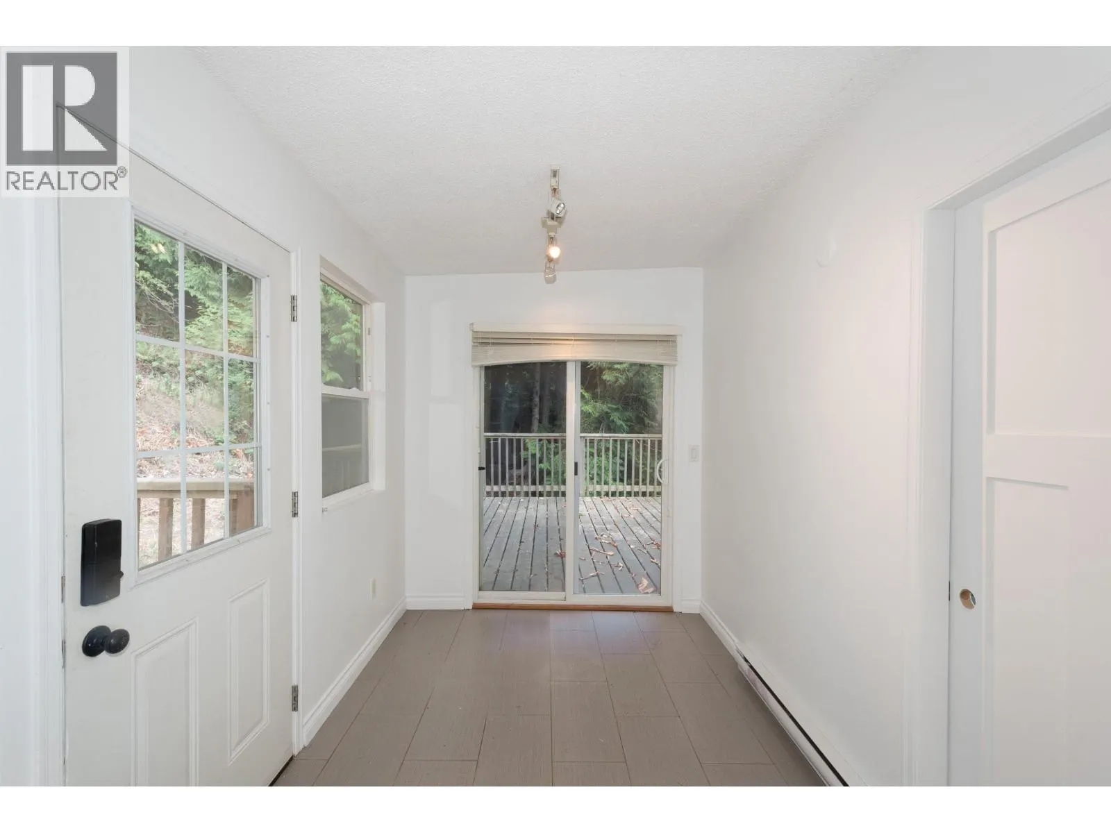 1433 EAGLE CLIFF ROAD