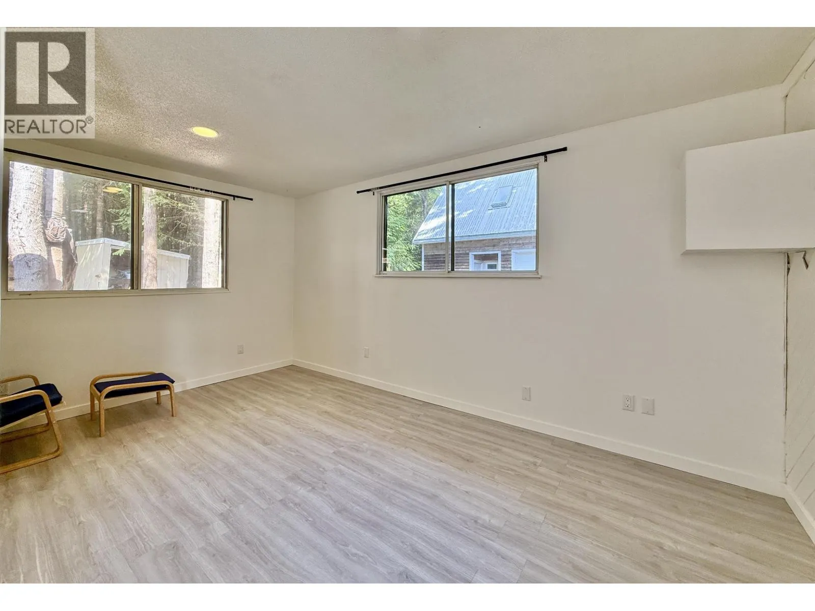 1290 STEWART ROAD