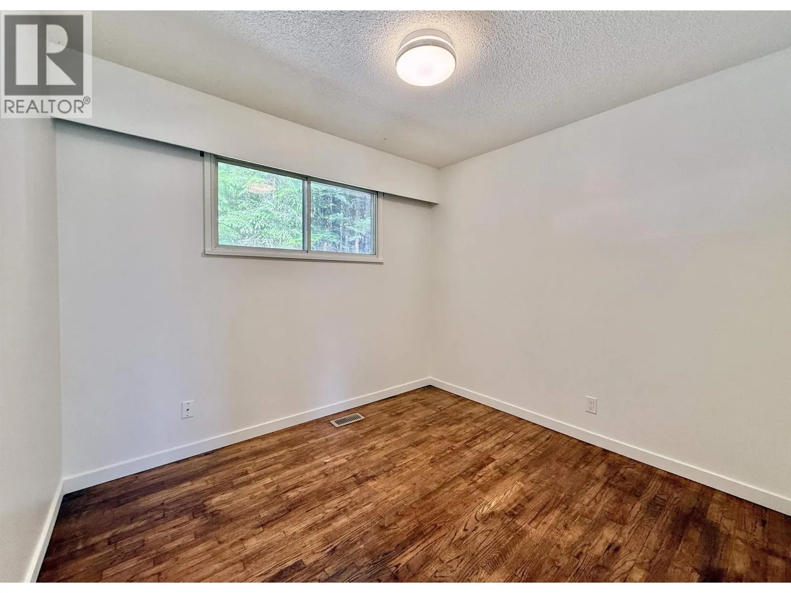 1290 STEWART ROAD