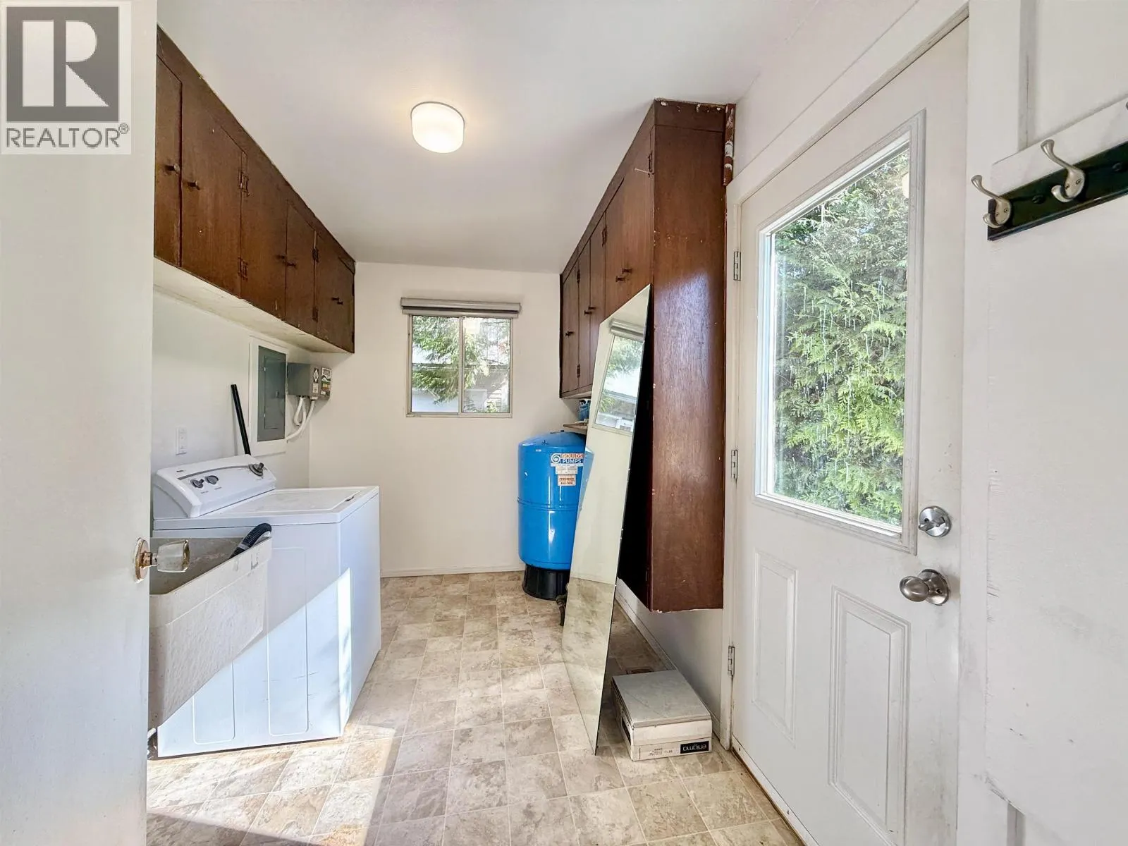 1290 STEWART ROAD