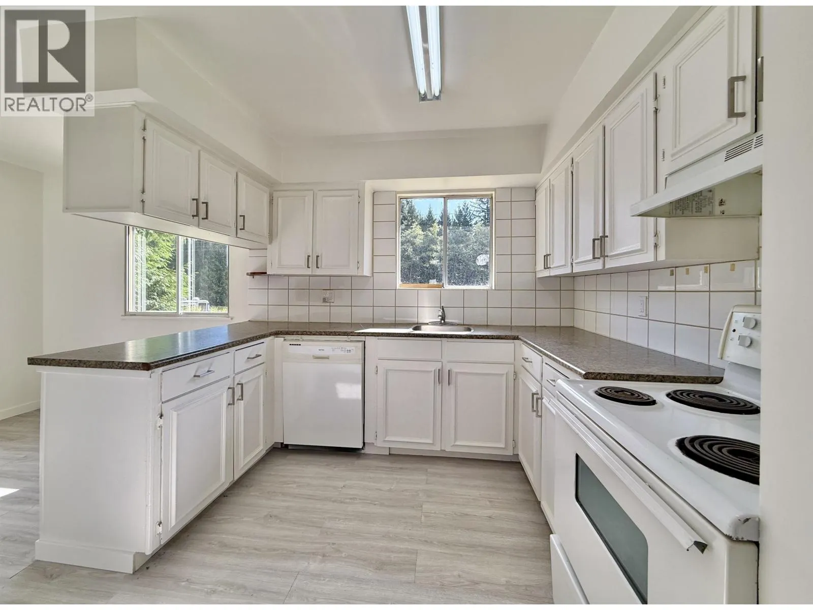 1290 STEWART ROAD