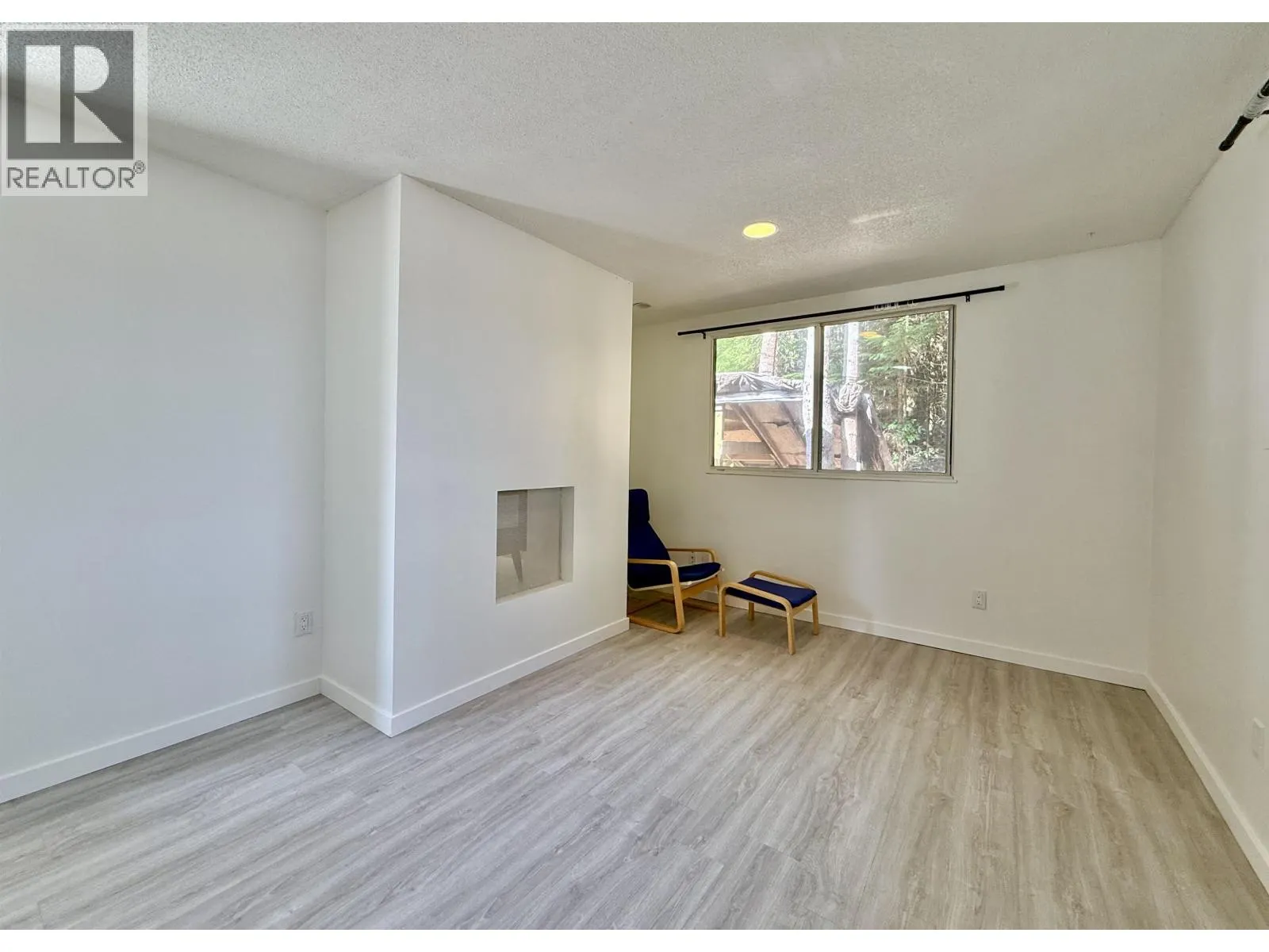 1290 STEWART ROAD