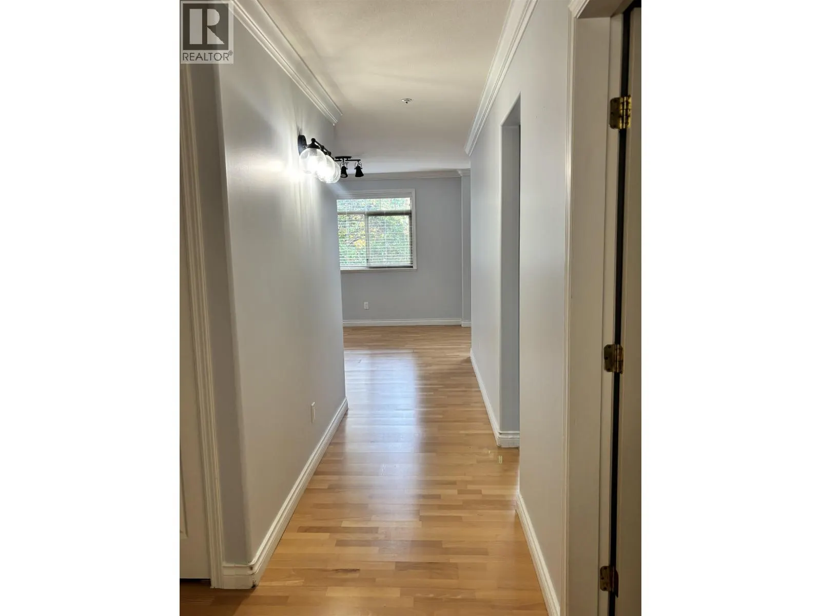 A203 1258 HUNTER ROAD