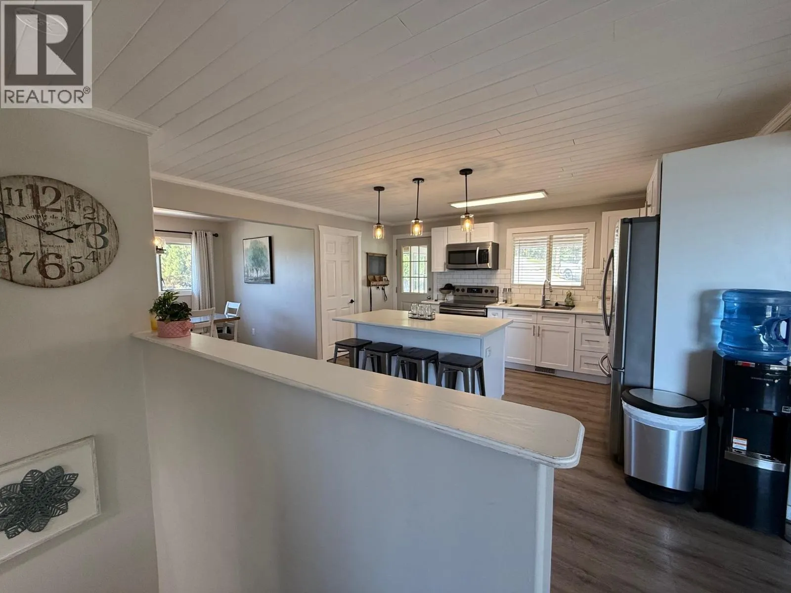 1121 SODA CREEK ROAD