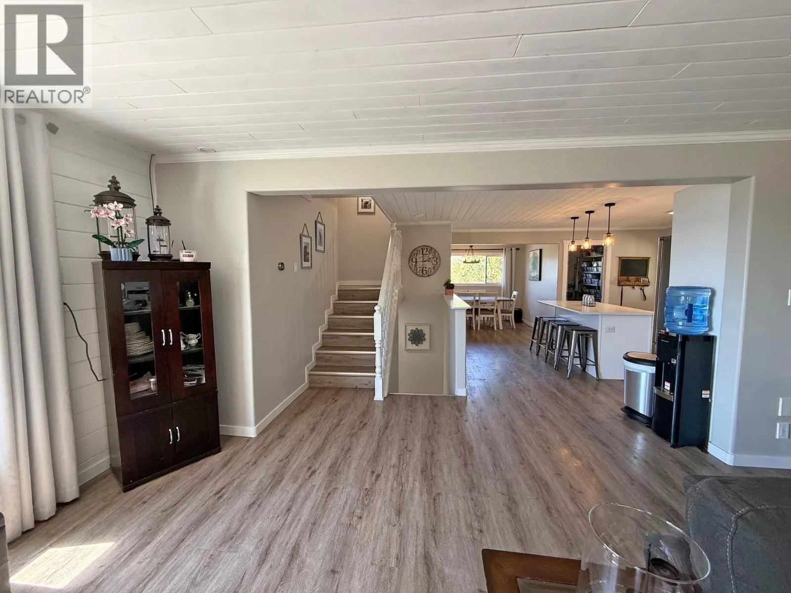 1121 SODA CREEK ROAD