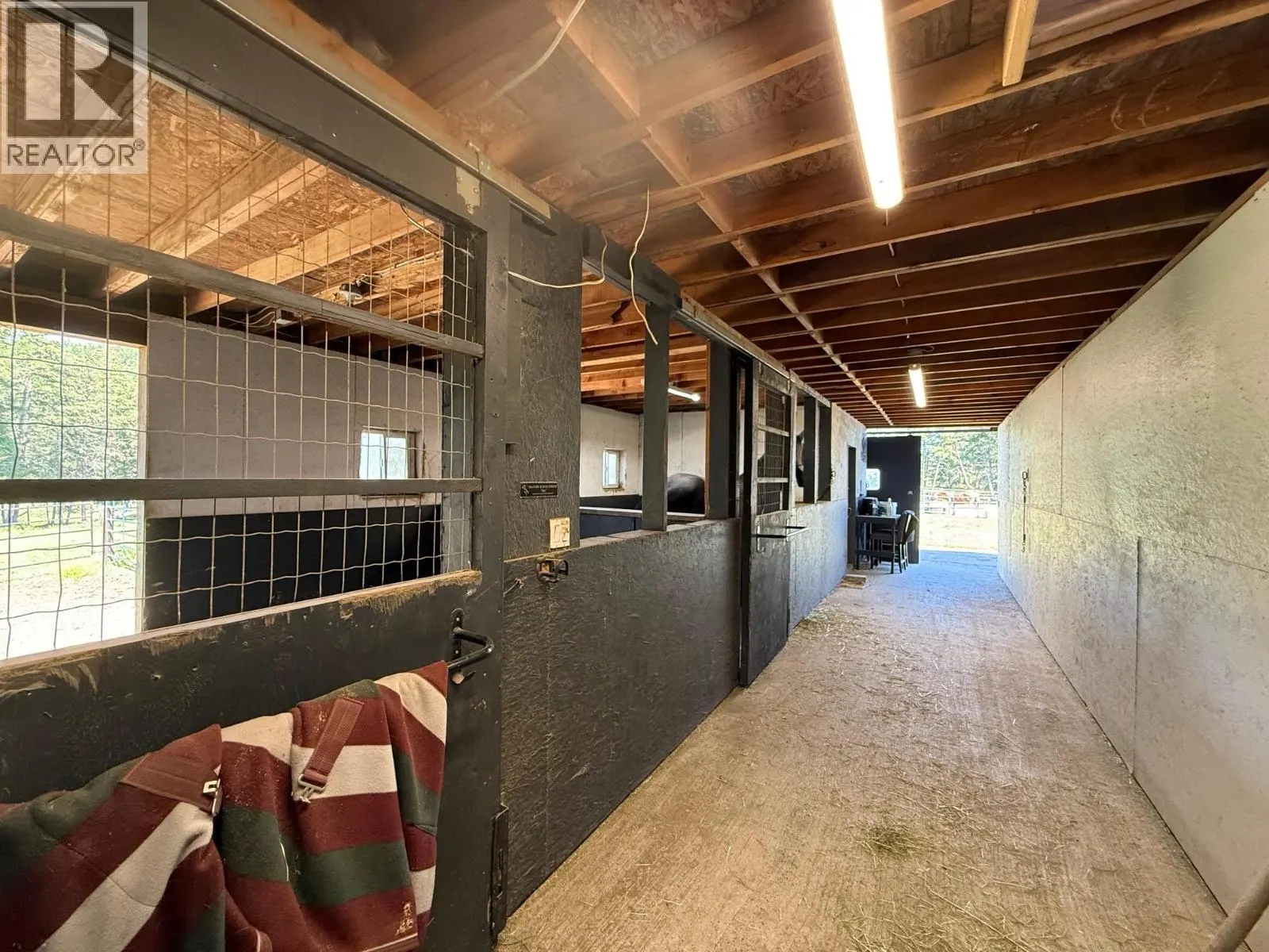 1121 SODA CREEK ROAD