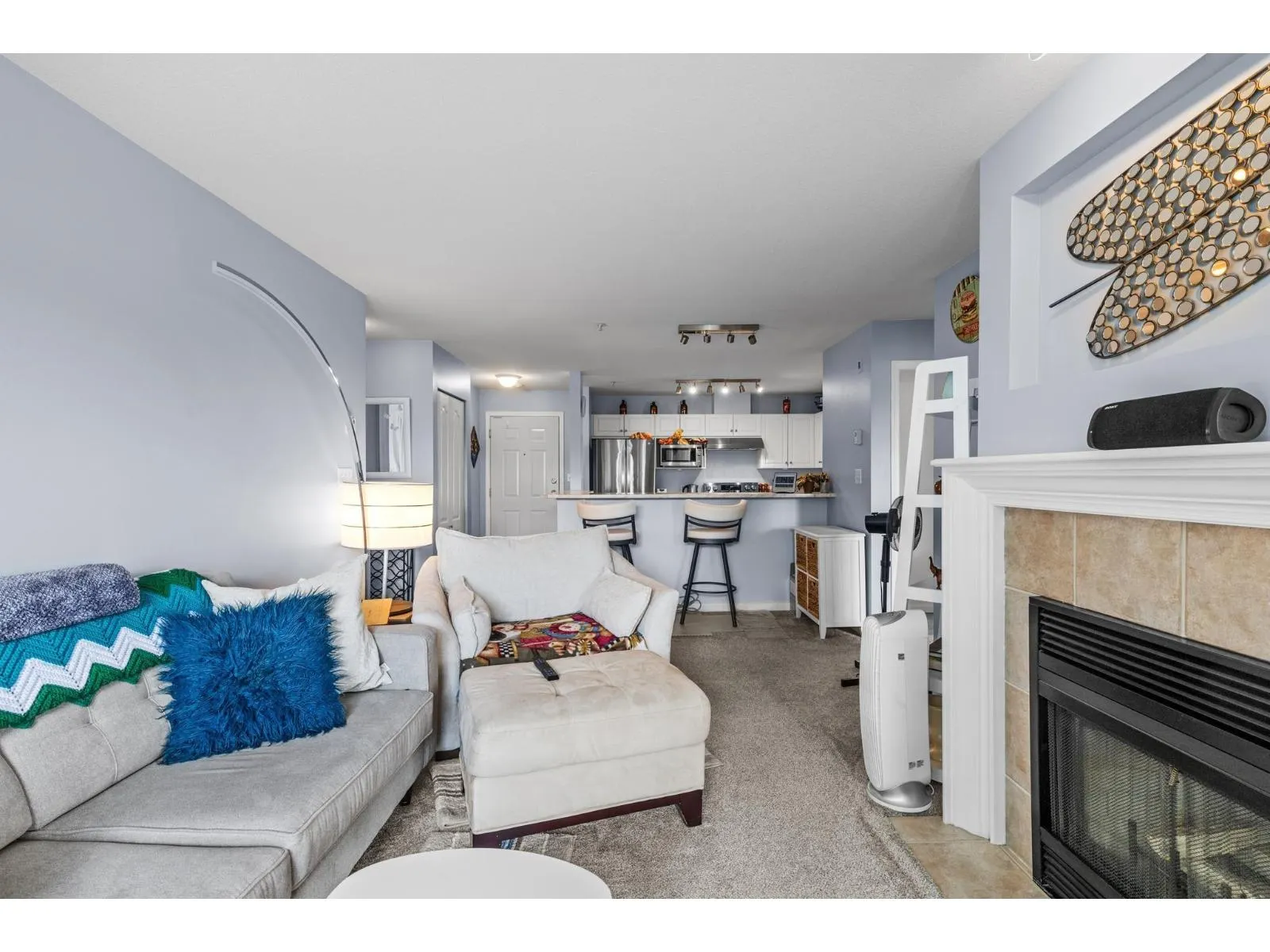 407 33708 KING ROAD