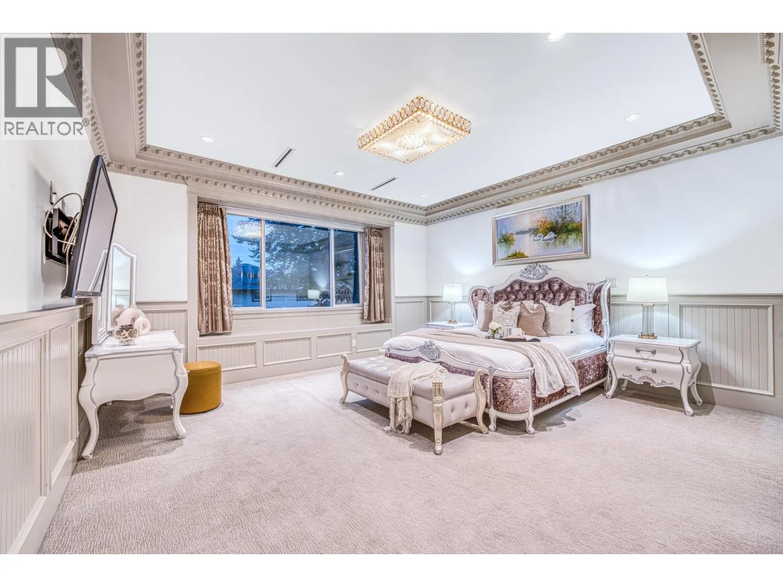 8511 SUNNYWOOD DRIVE