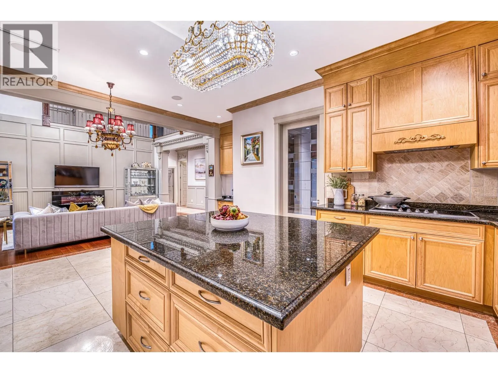 8511 SUNNYWOOD DRIVE