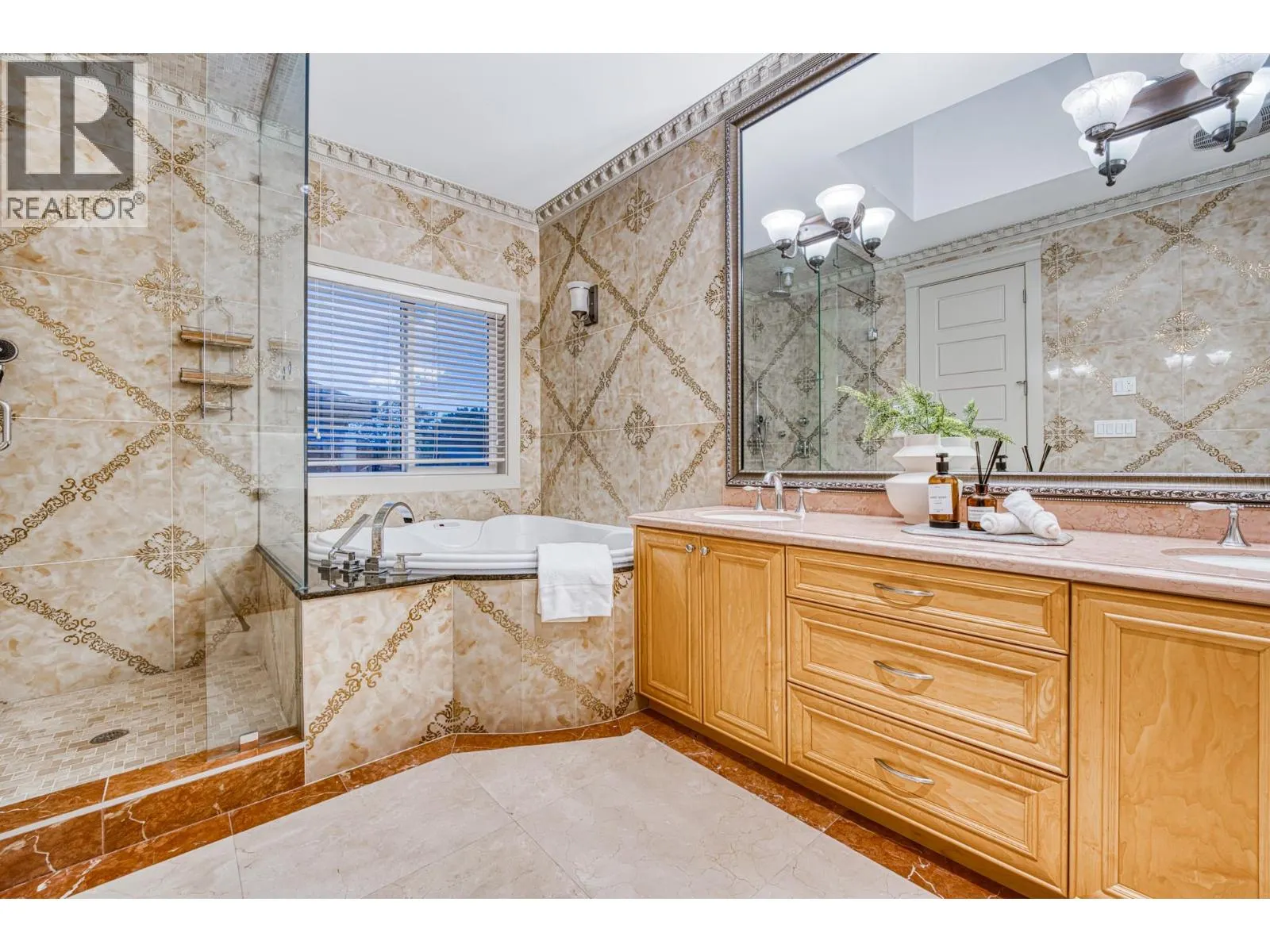 8511 SUNNYWOOD DRIVE