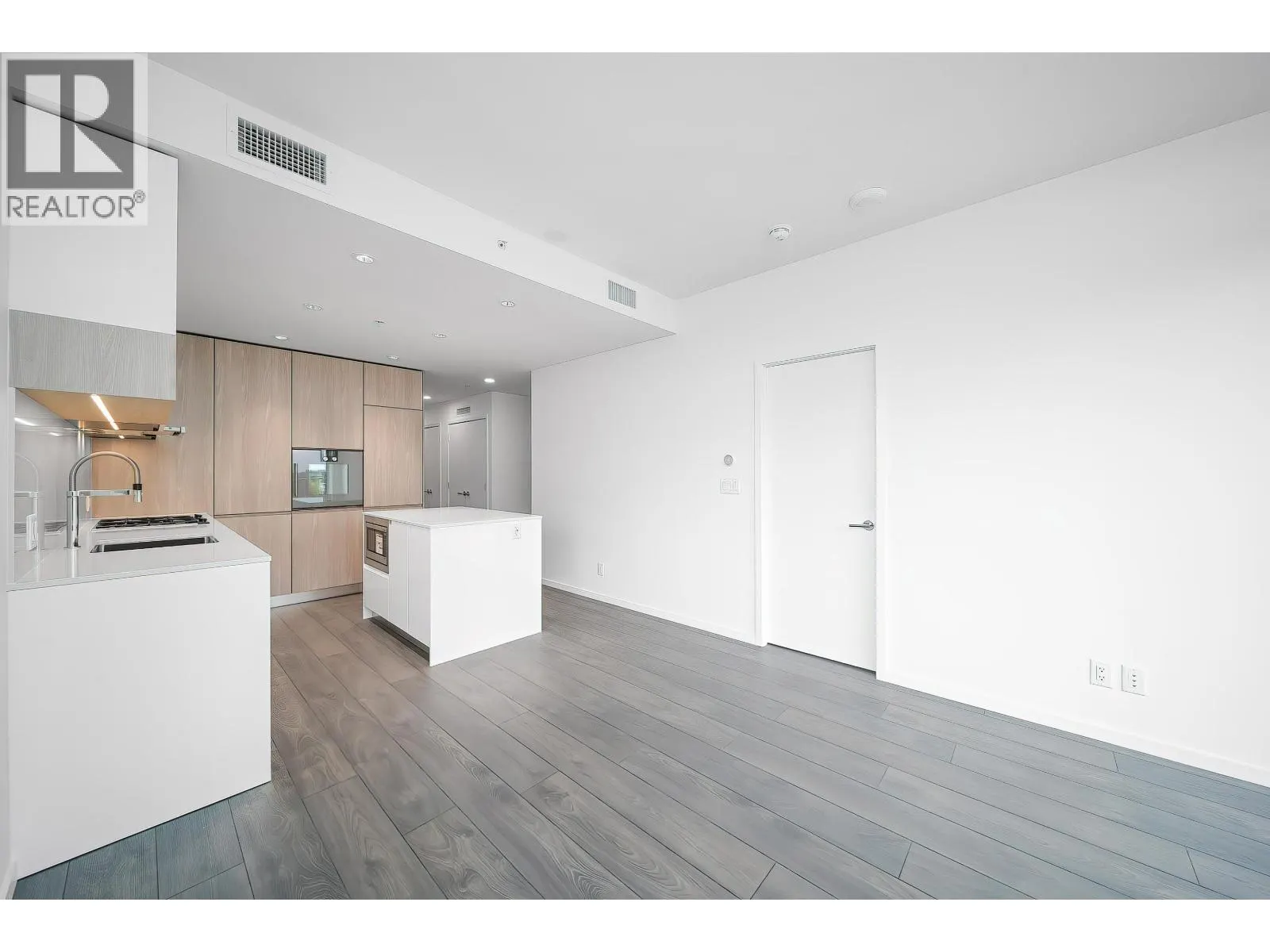 840 6500 MINORU BOULEVARD