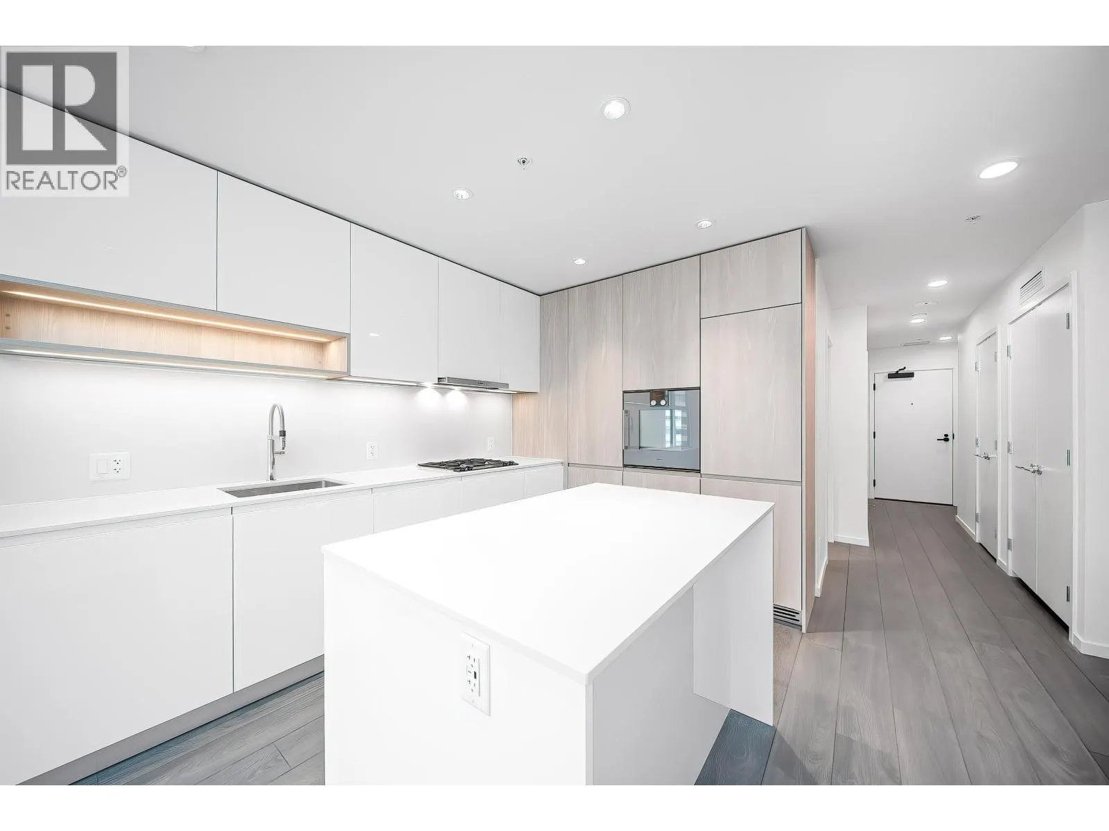 840 6500 MINORU BOULEVARD