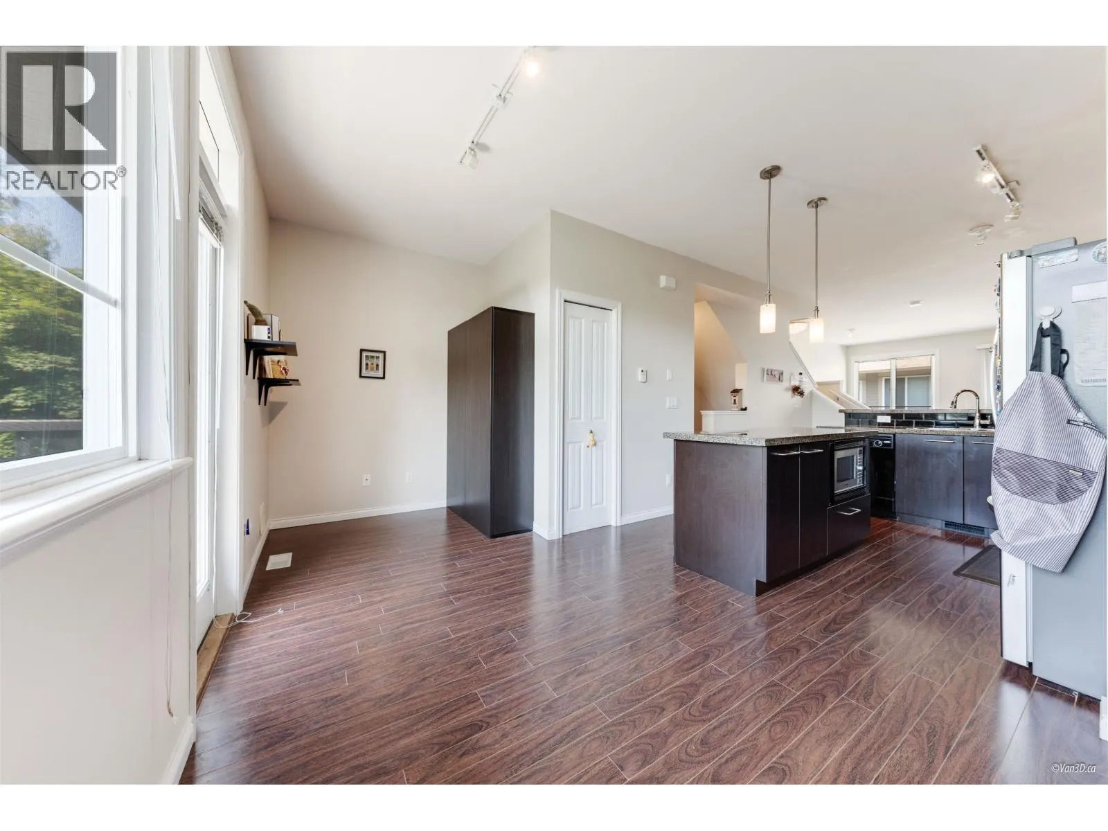 22 8080 FRANCIS ROAD