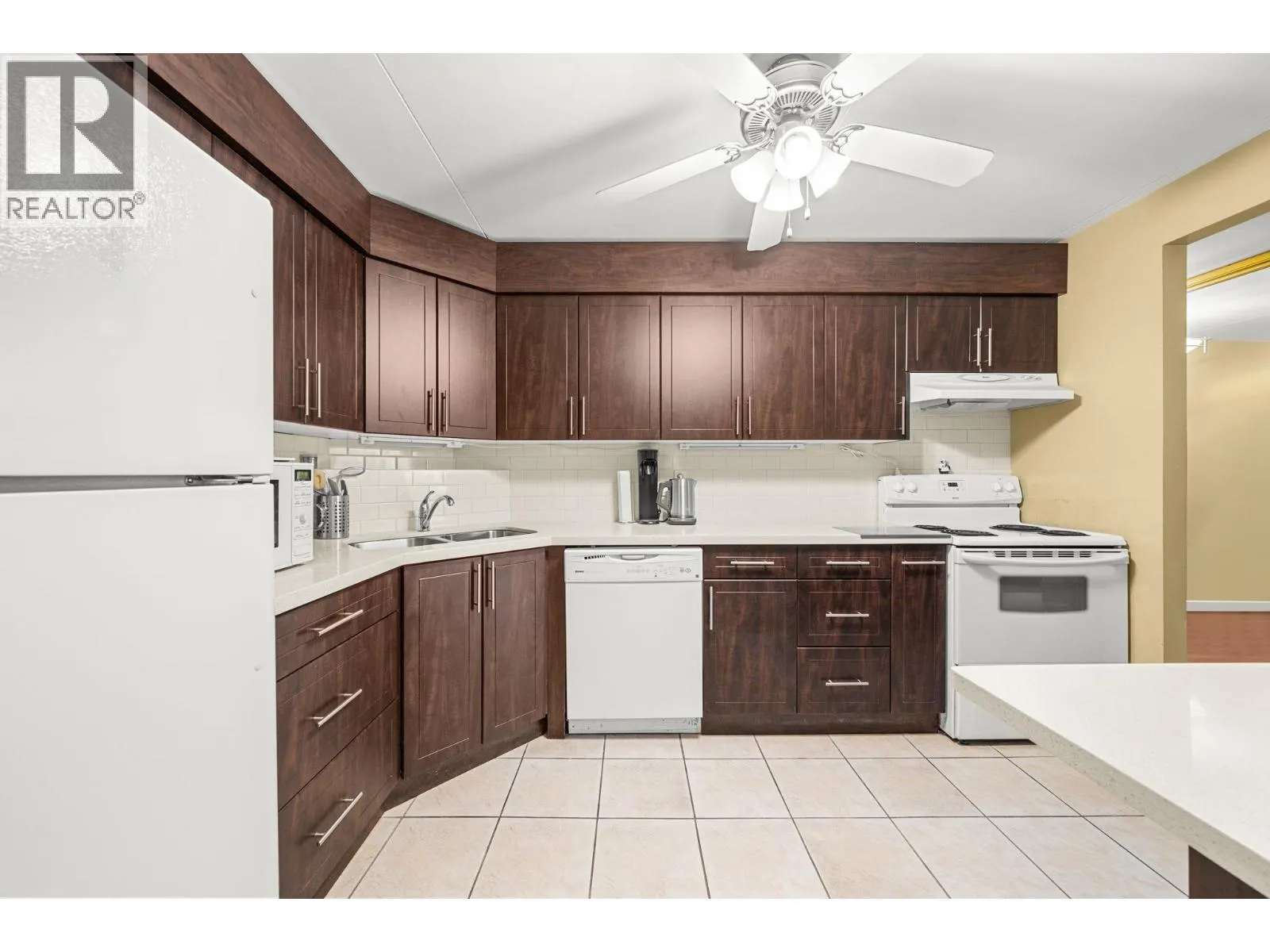 802 6651 MINORU BOULEVARD