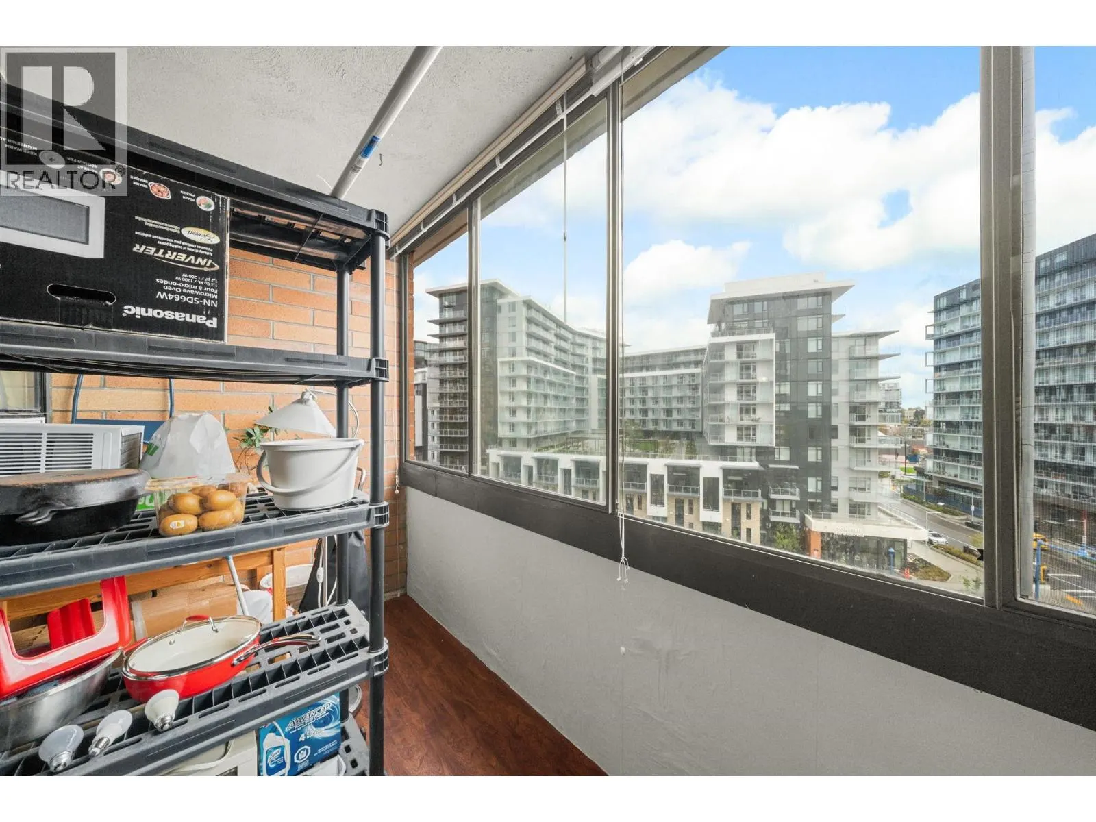 802 6651 MINORU BOULEVARD