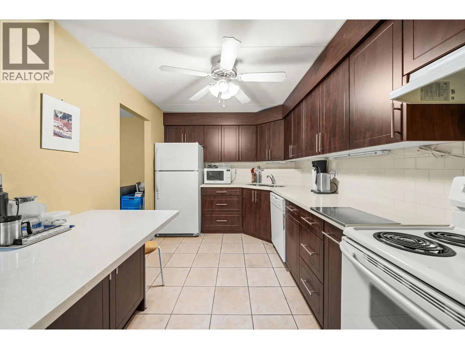 802 6651 MINORU BOULEVARD