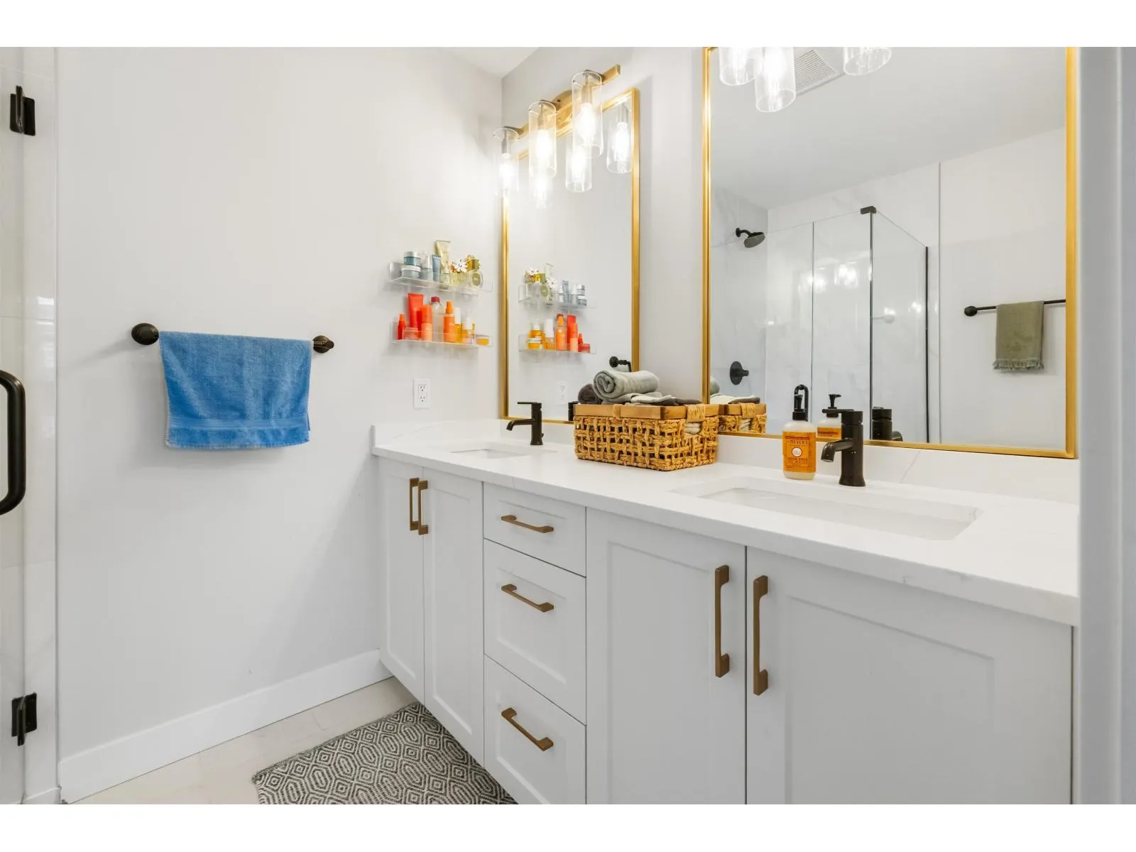 8 7140 MAITLAND AVENUE|Sardis West Vedder