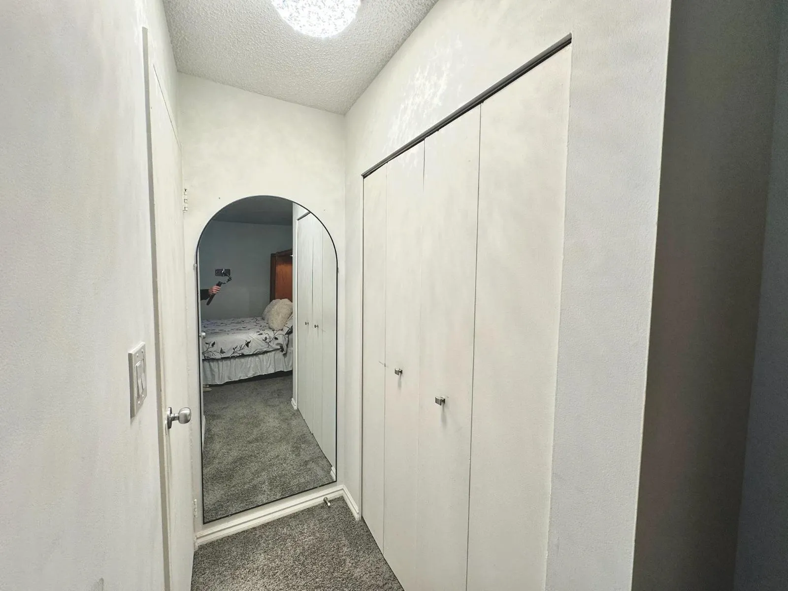 1 1860 SOUTHMERE EAST CRESCENT