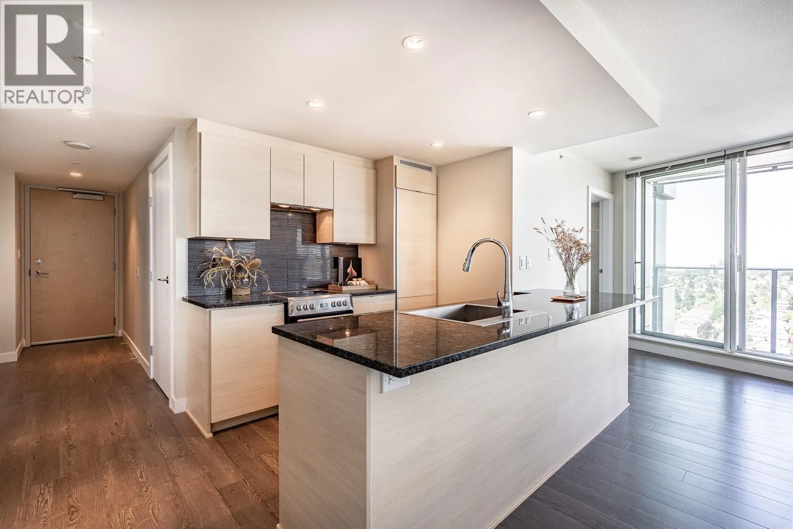2706 488 SW MARINE DRIVE