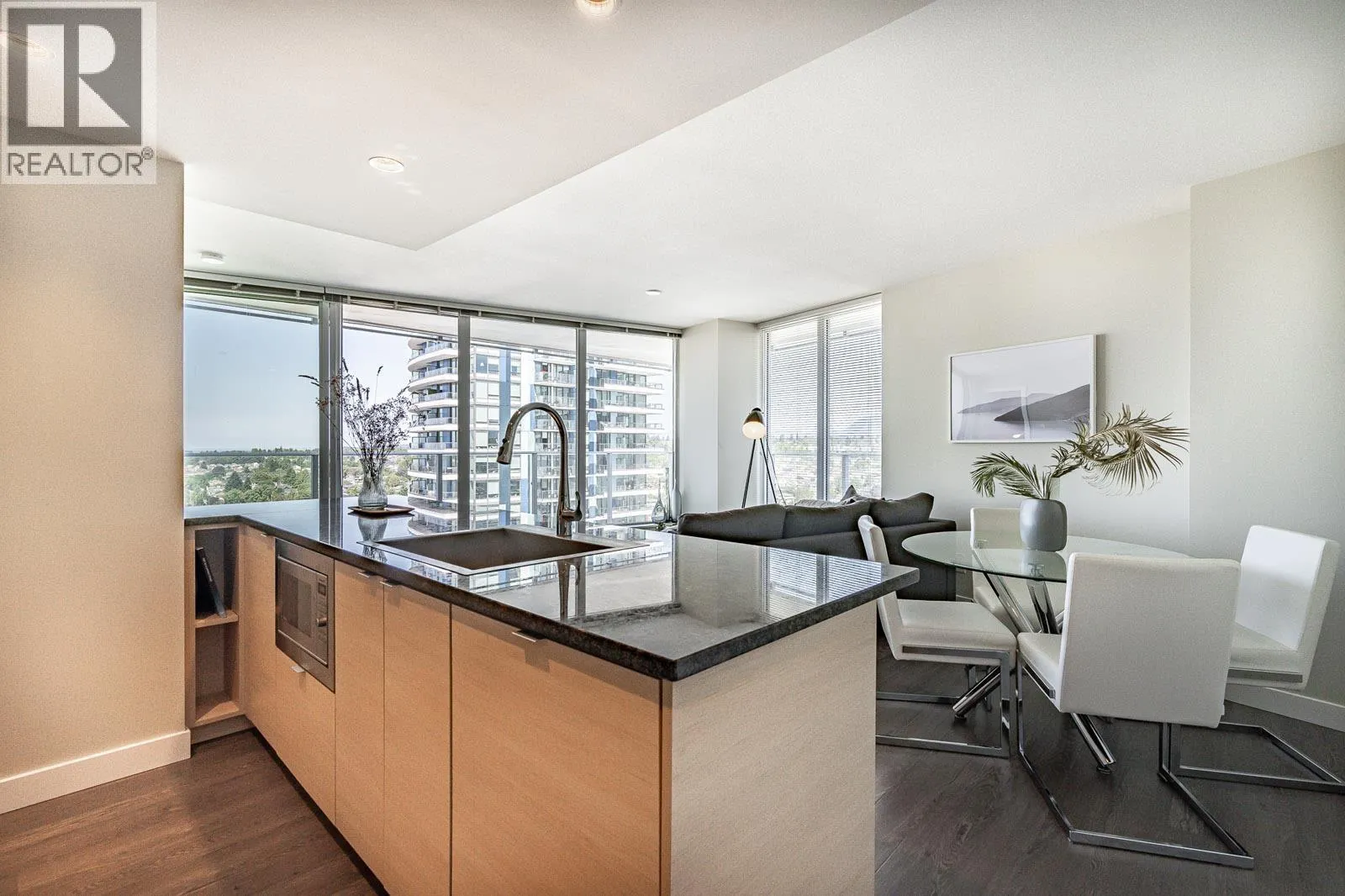 2706 488 SW MARINE DRIVE