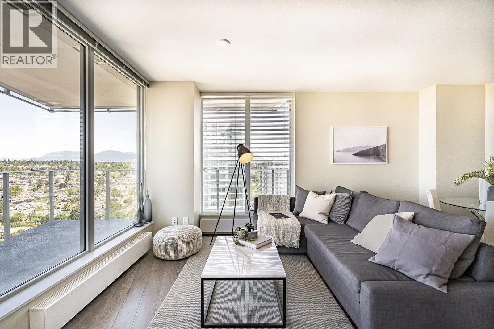 2706 488 SW MARINE DRIVE