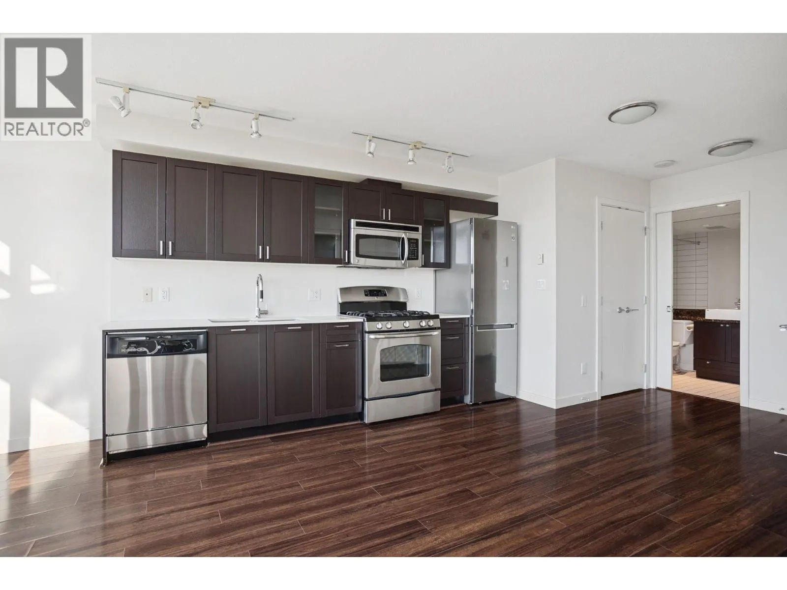 1010 4815 ELDORADO MEWS