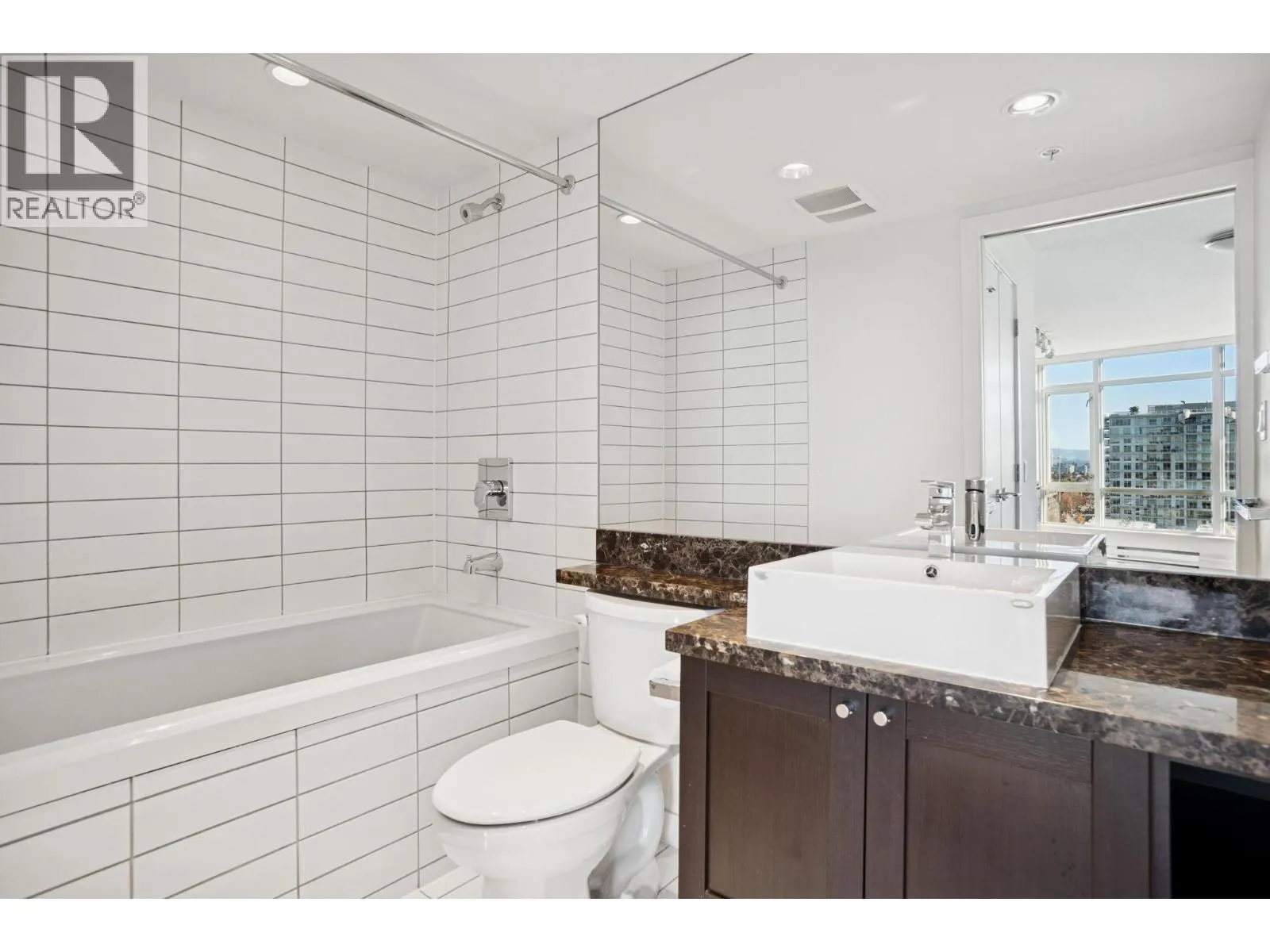 1010 4815 ELDORADO MEWS