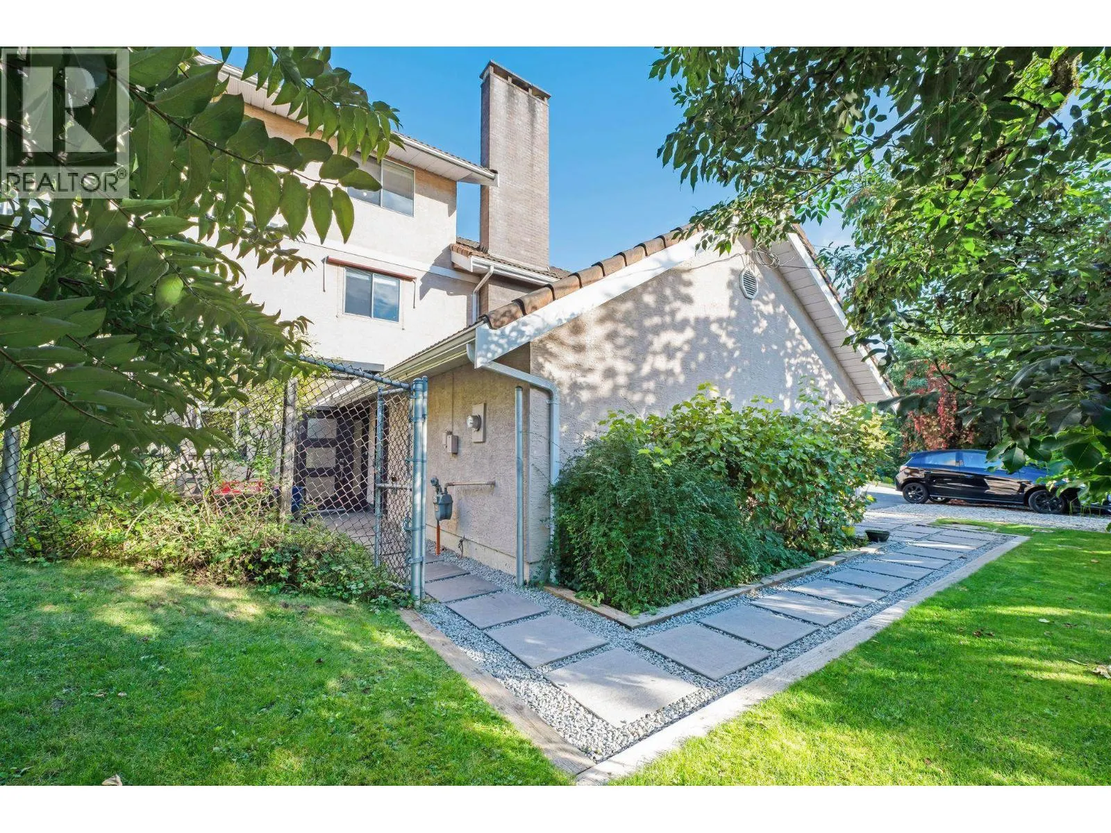 389 METTA STREET