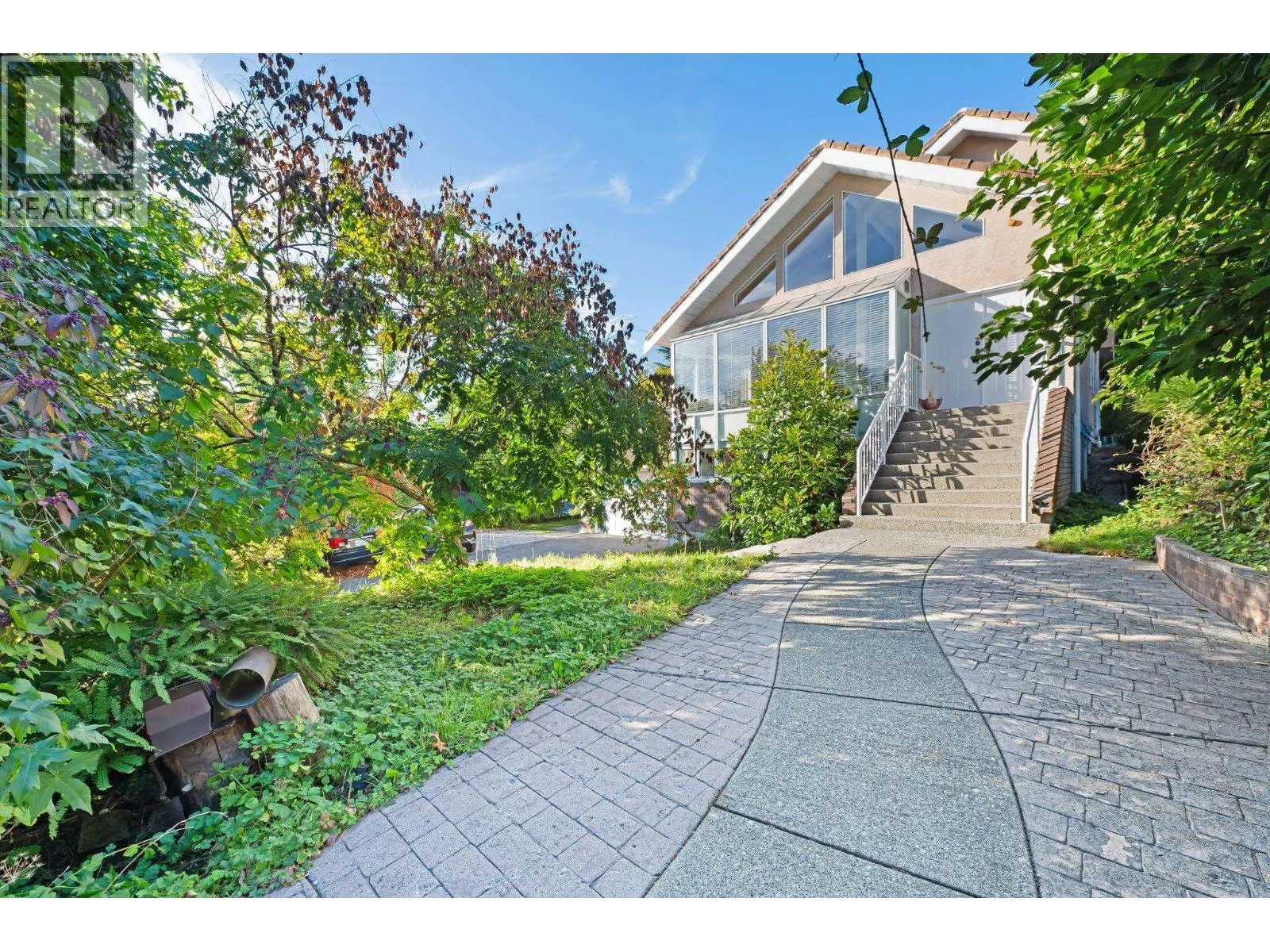 389 METTA STREET