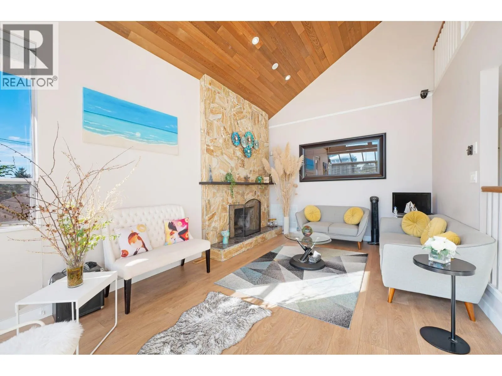 389 METTA STREET