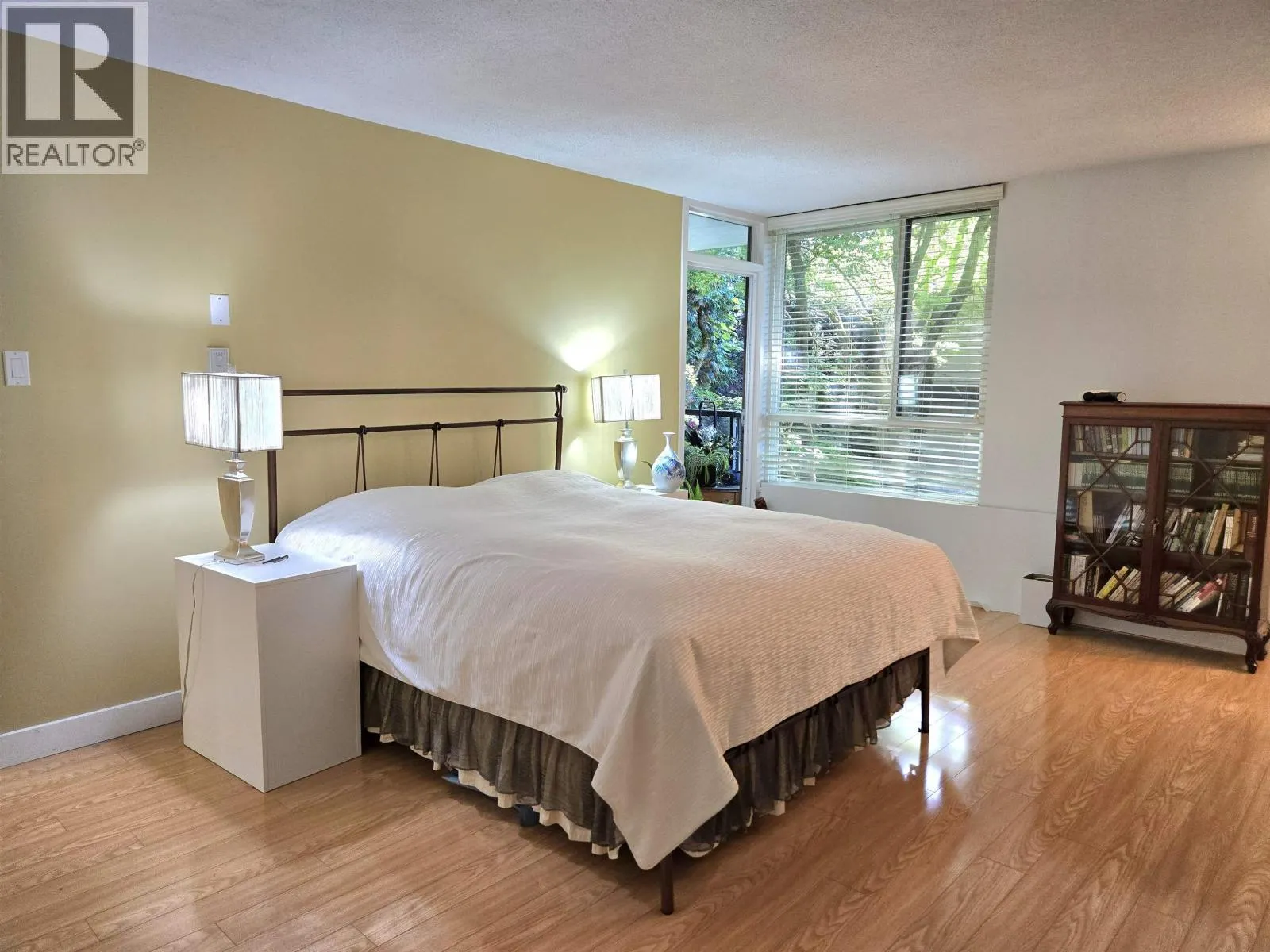 311 3905 SPRINGTREE DRIVE