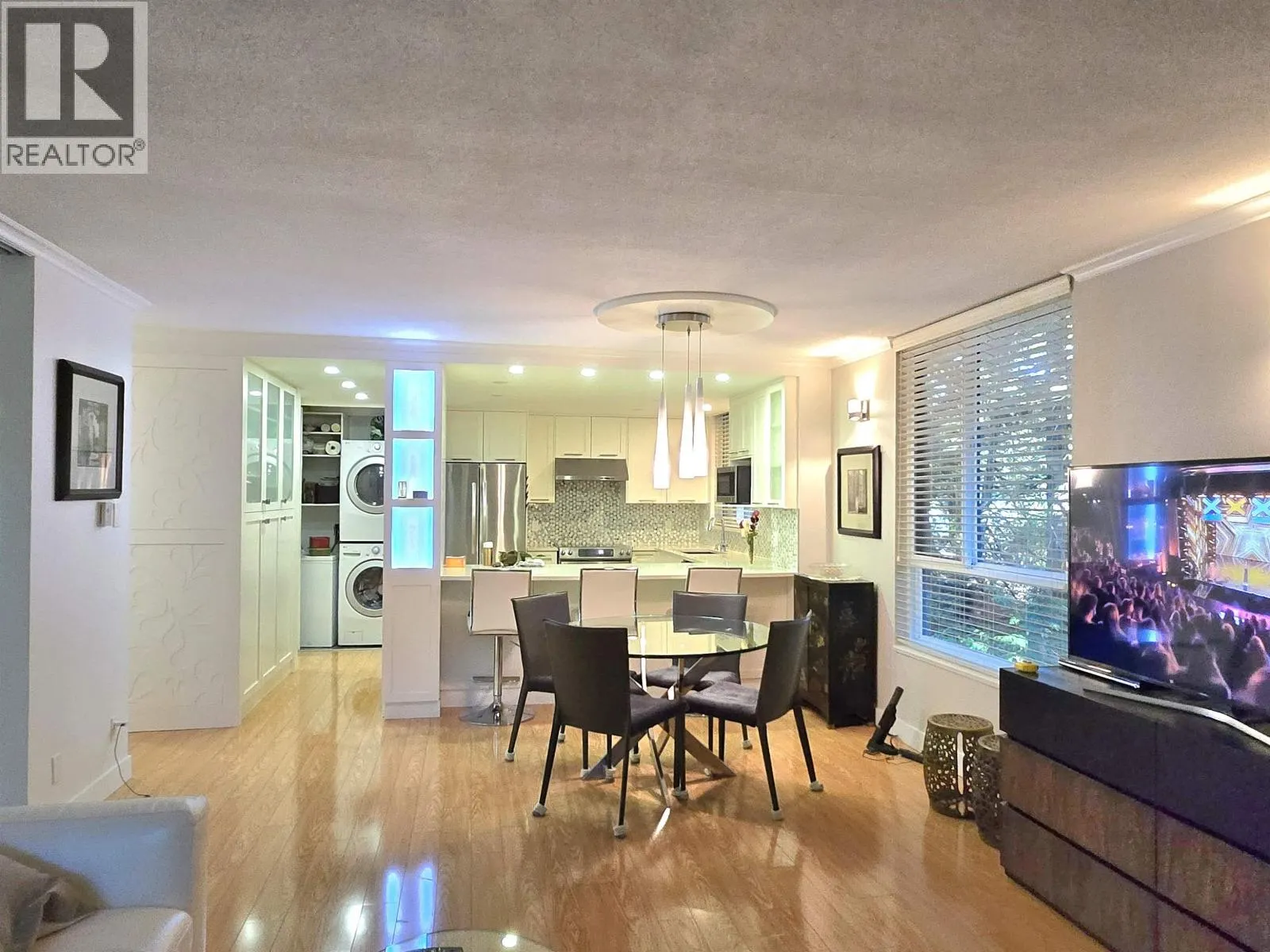 311 3905 SPRINGTREE DRIVE