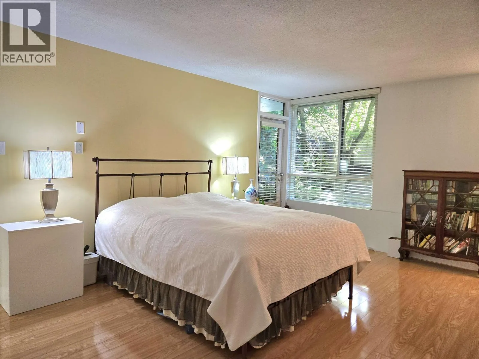 311 3905 SPRINGTREE DRIVE