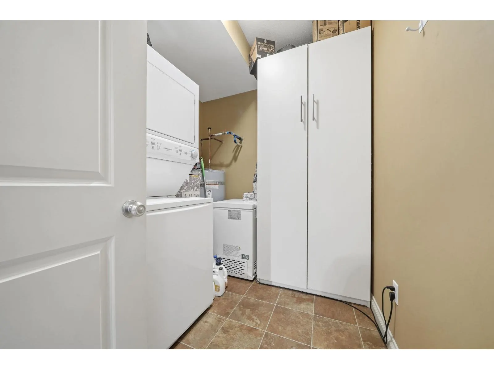 222 32729 GARIBALDI DRIVE