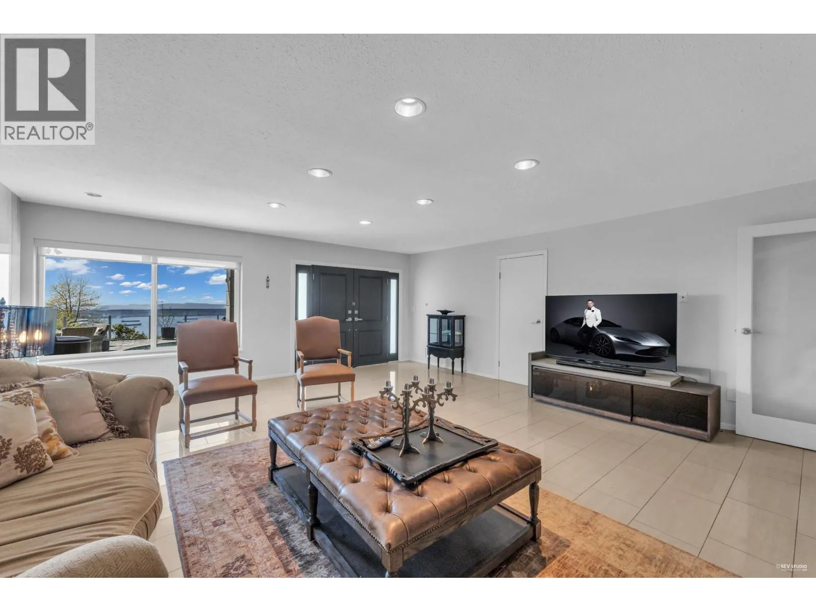 1439 CHIPPENDALE ROAD