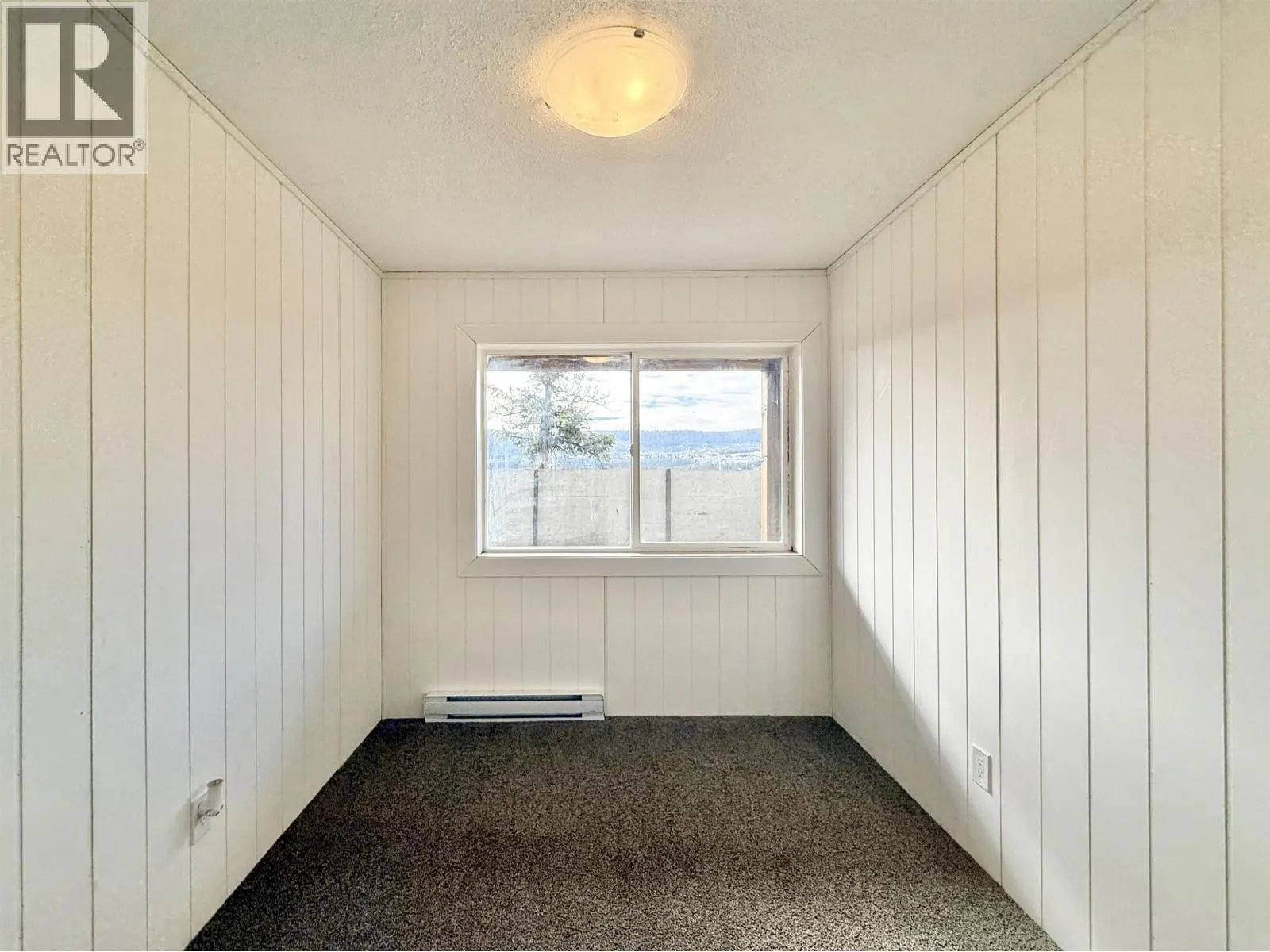 11 605 CARSON DRIVE
