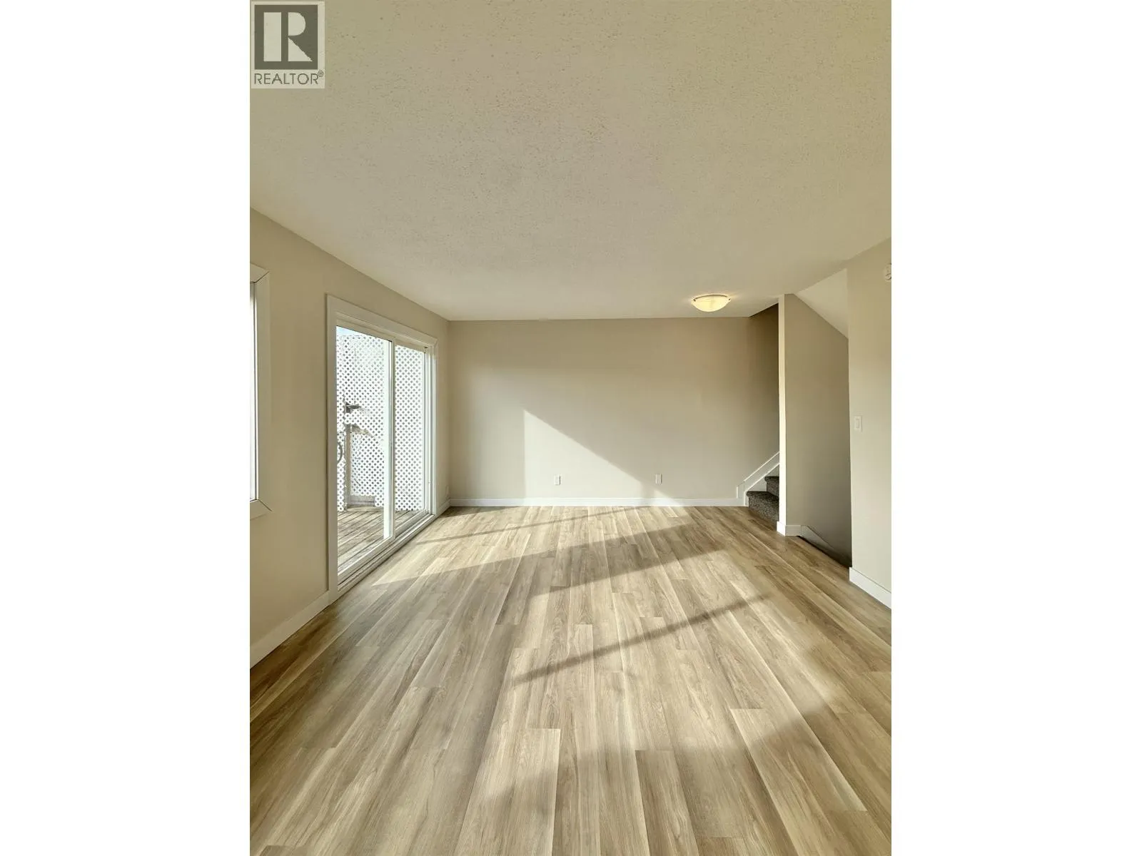 11 605 CARSON DRIVE