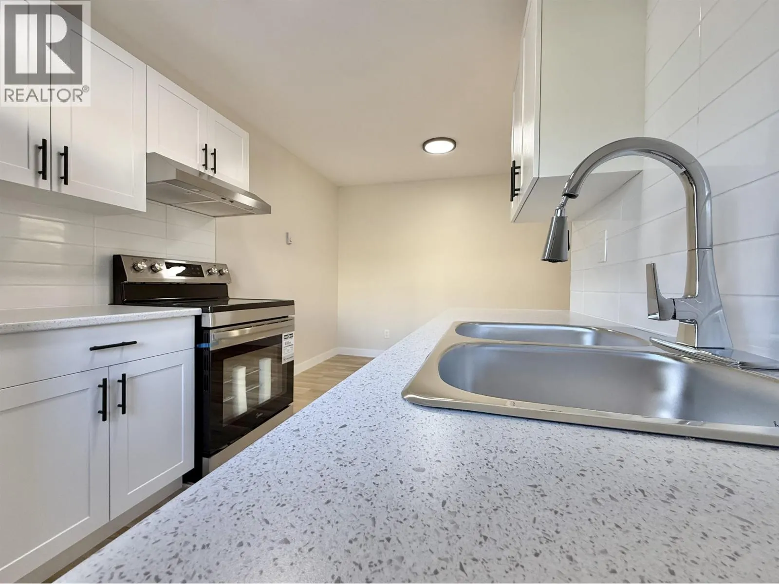 11 605 CARSON DRIVE