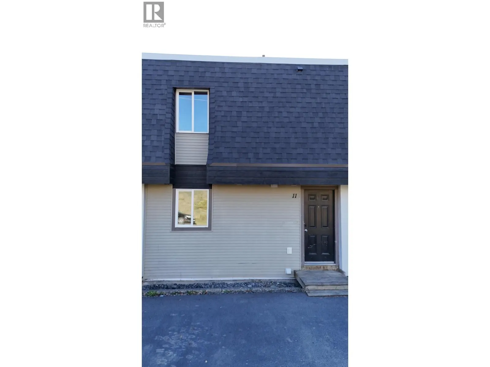 11 605 CARSON DRIVE