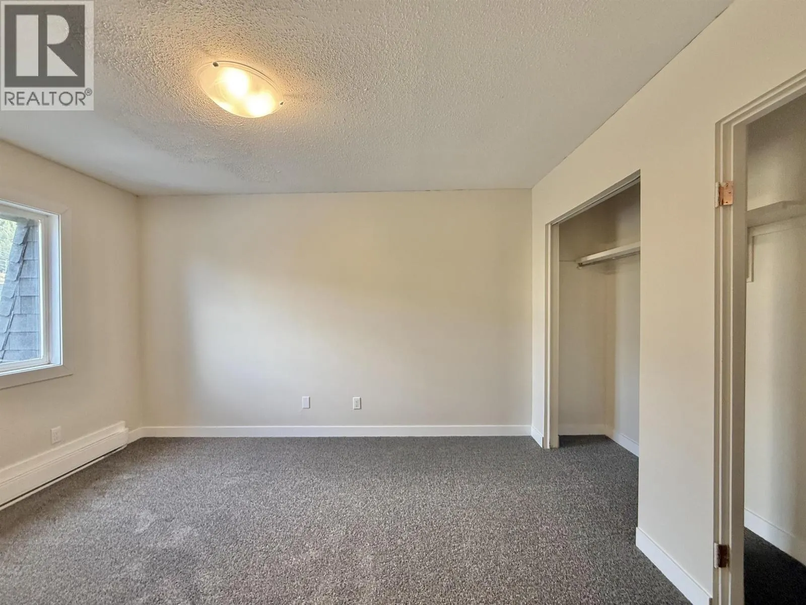 11 605 CARSON DRIVE