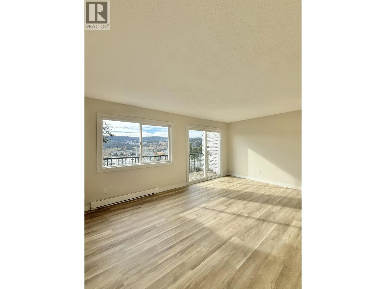 11 605 CARSON DRIVE