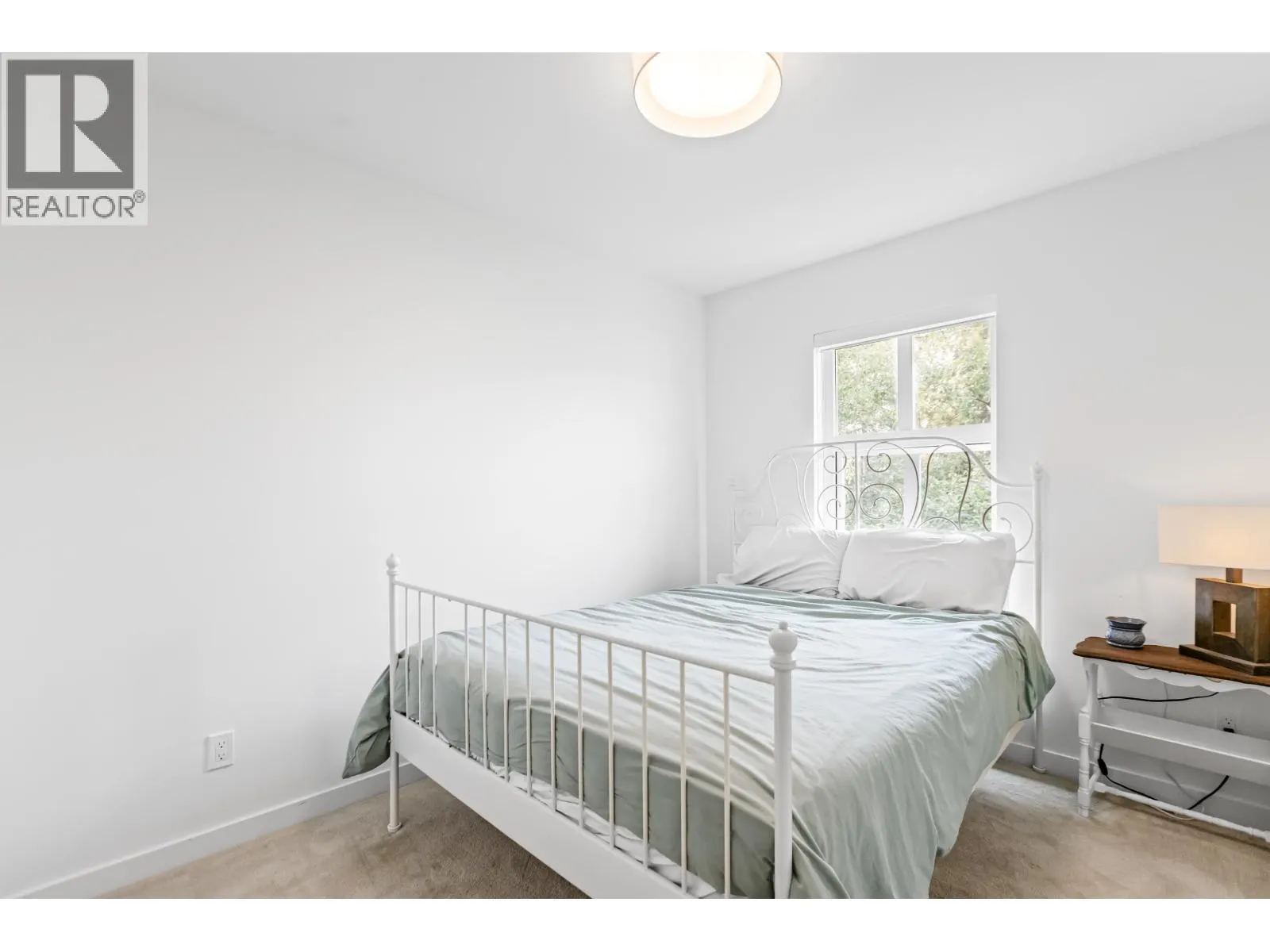 74 24076 112 AVENUE